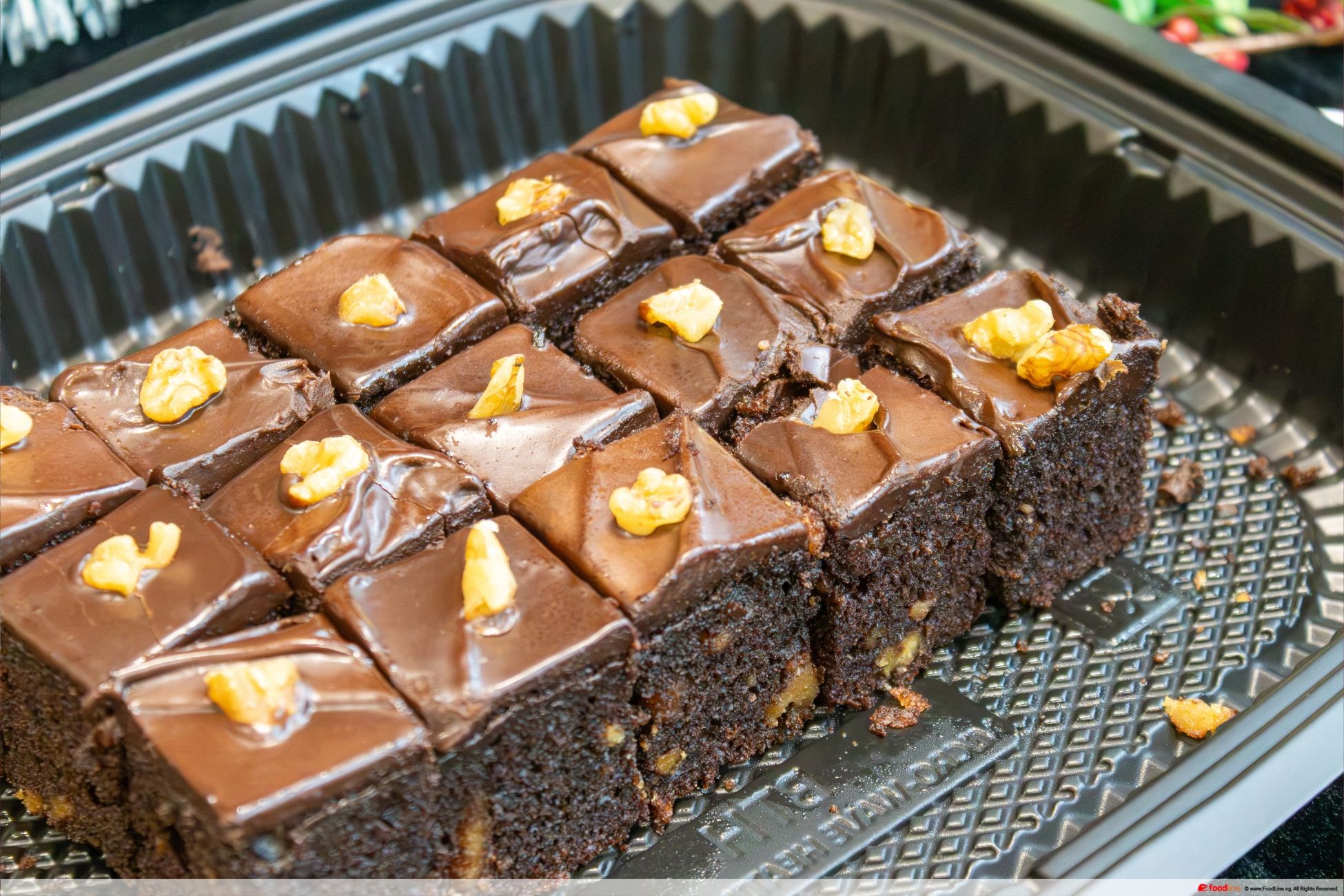 Dark Chocolate Fudge Cake